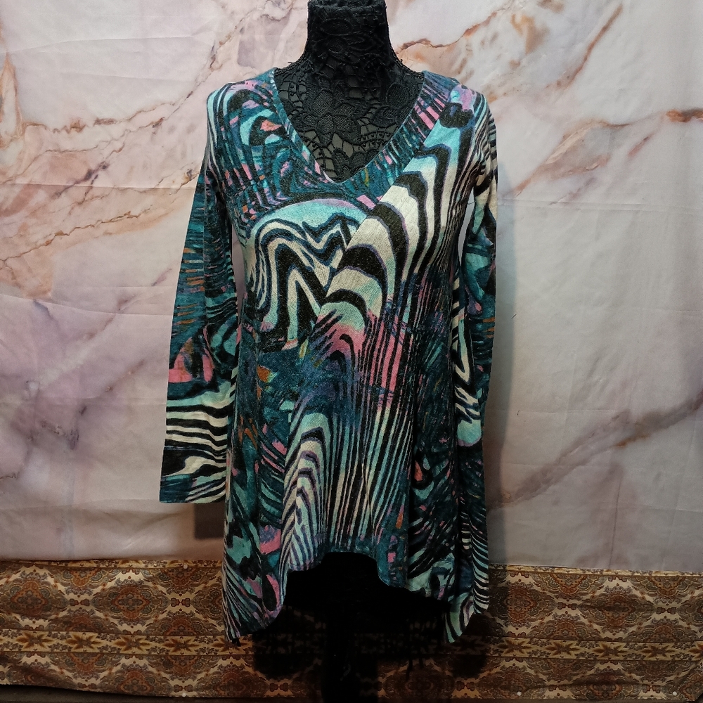 Young Threads Multicolor‎ Abstract Tunic Top